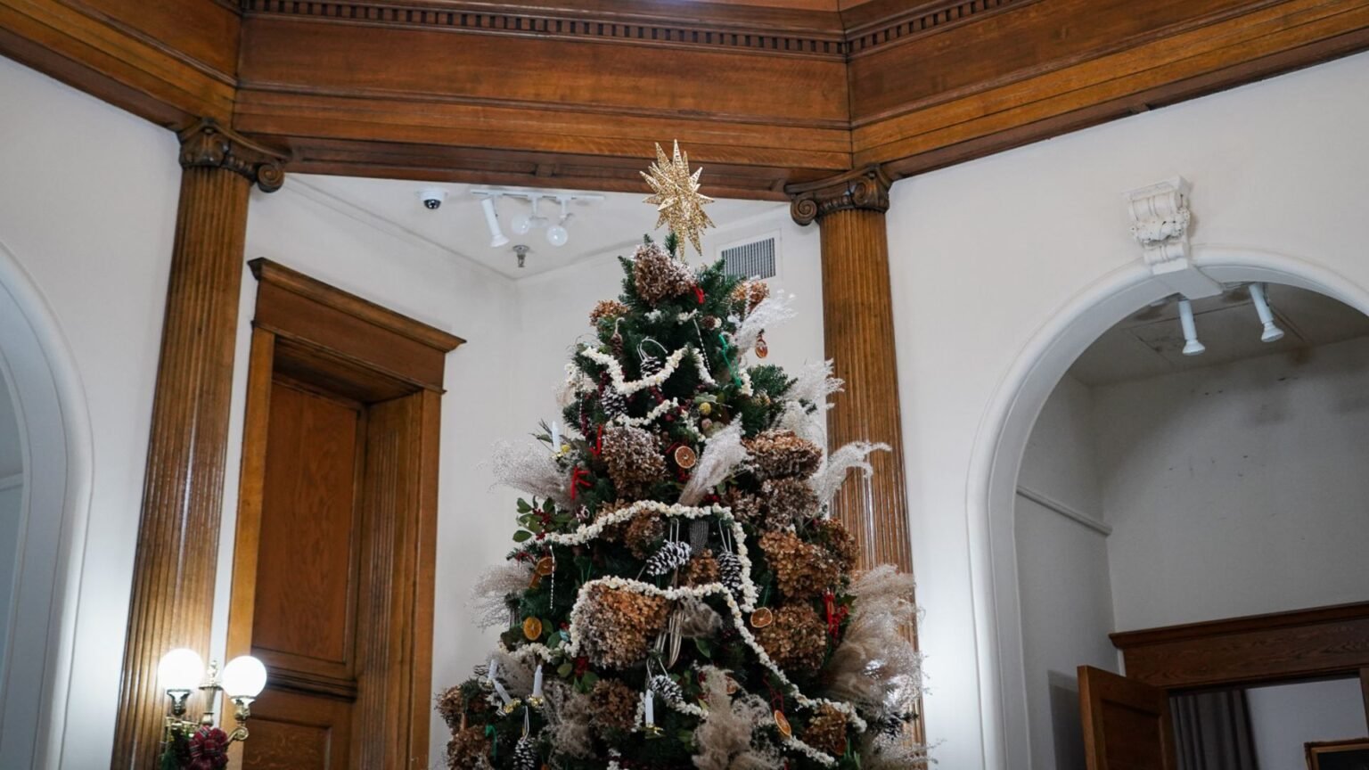 Victorian Christmas Tree Victorian Christmas Tree